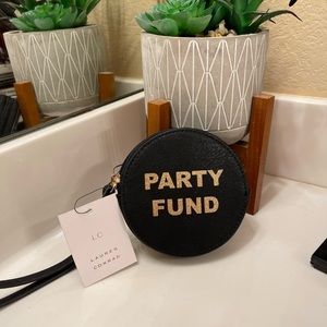 LC Lauren Conrad Graphic Round Coin Black Pouch PARTY FUND NWT